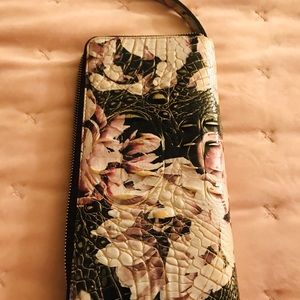 Brahmin Leather Skyler Clutch-Eden Melbourne